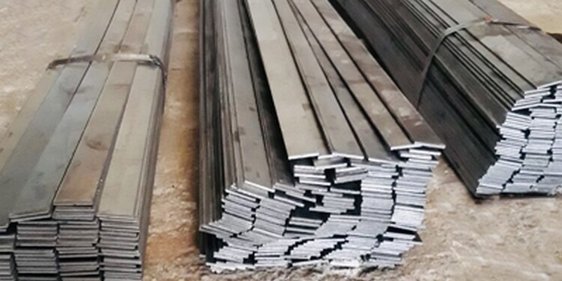 Sắt la thực chất là các thanh thép dẹt có độ dày và khổ rộng khác nhau.