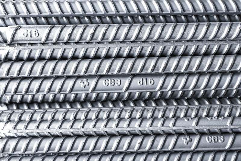 Mua thép Việt Nhật chính hãng tại đâu uy tín?